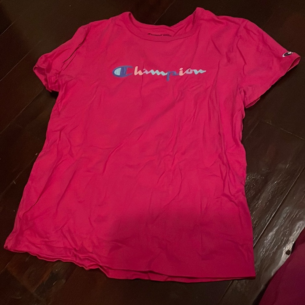 Champion shirt sleeve Tee